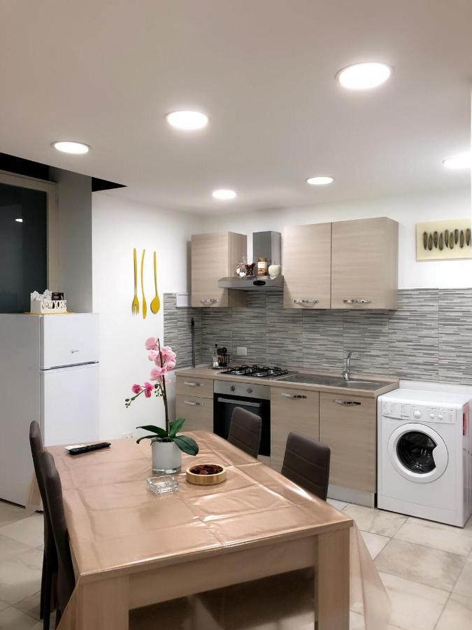 Graphite House Apartment Naples Exterior photo